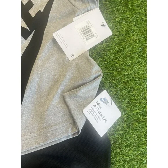 Nike Toddler Boys Dri-FIT T-Shirt & Shorts Outfit Set 2T Black Gray Athletic A5 - Picture 3 of 5